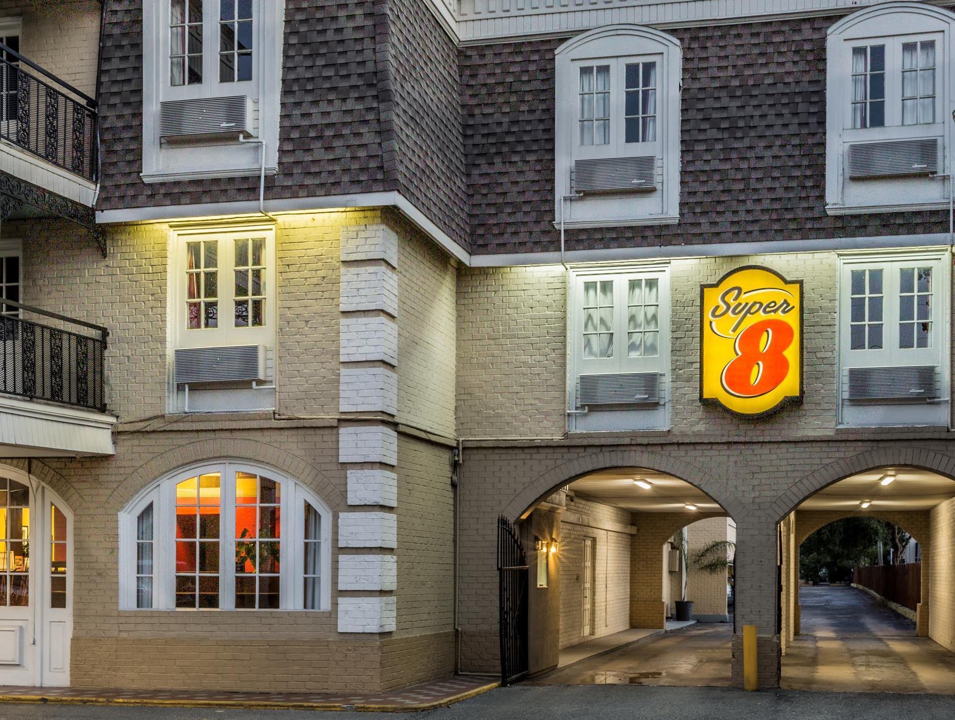 速8新奥尔良酒店 外观 照片